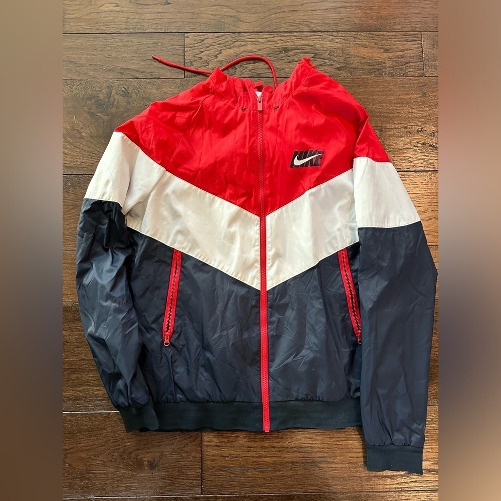 Nike Windrunner Jacket- Men’s medium